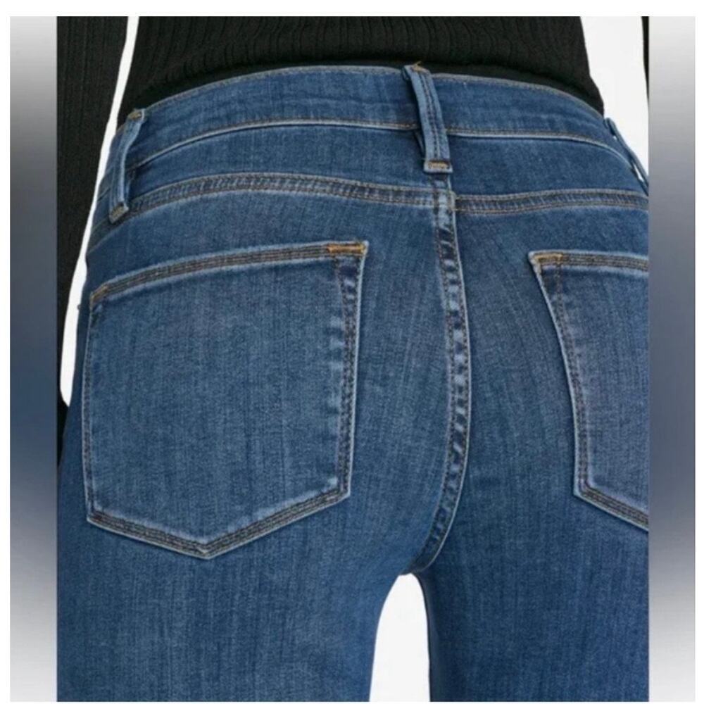 FRAME Le High Straight Jeans in the Dublin wash - Picture 3 of 11